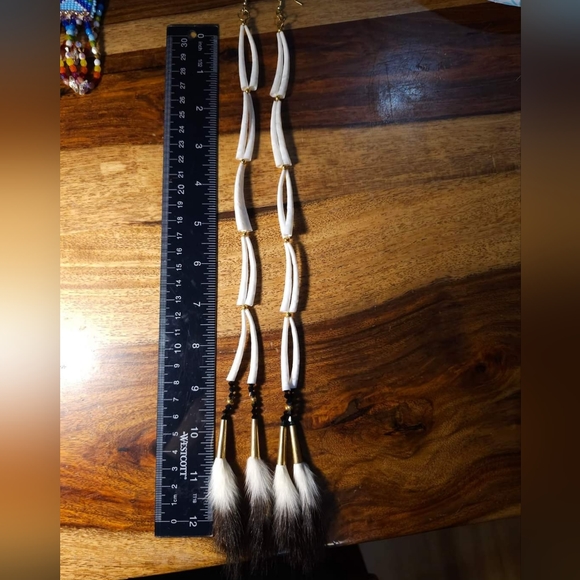 Native American Made dentillium earrings with Ermine tail tip - Picture 1 of 1